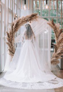 Alberto Axu trouwjurk Aby