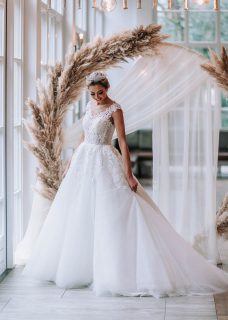 Alberto Axu trouwjurk Moniek