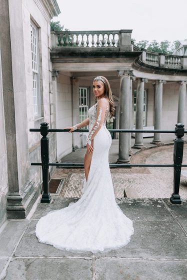 Alberto Axu trouwjurk Djuul