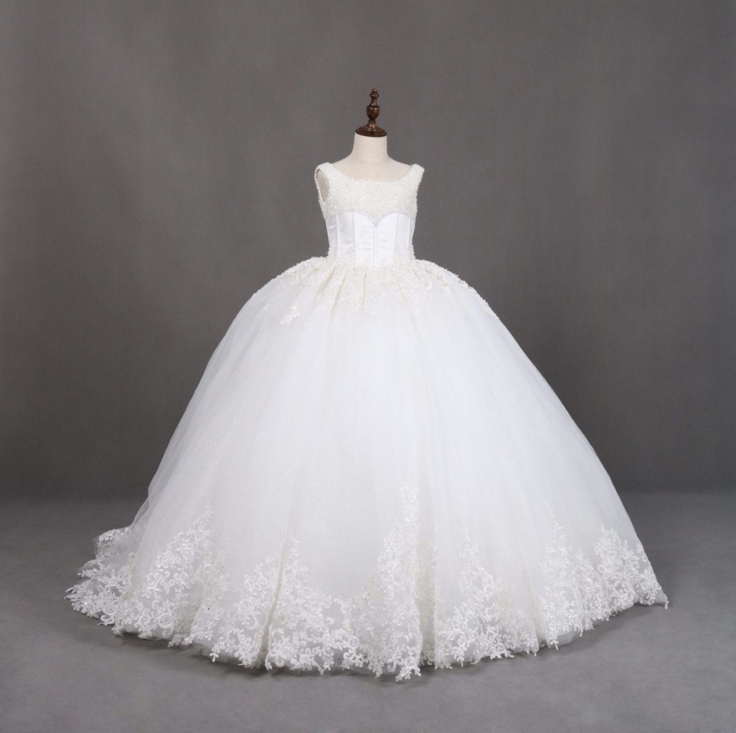 AlbertoAxu communiejurk Jaelynn