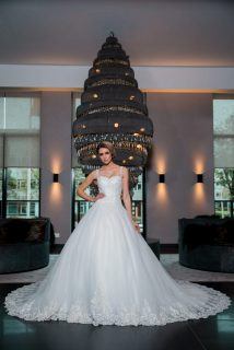 Alberto Axu trouwjurk Marita