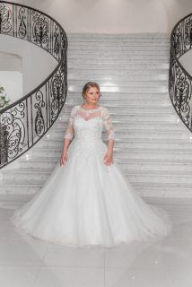 Alberto Axu grote maat trouwjurk Vienna