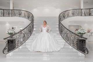 Alberto Axu grote maat trouwjurk Valencia