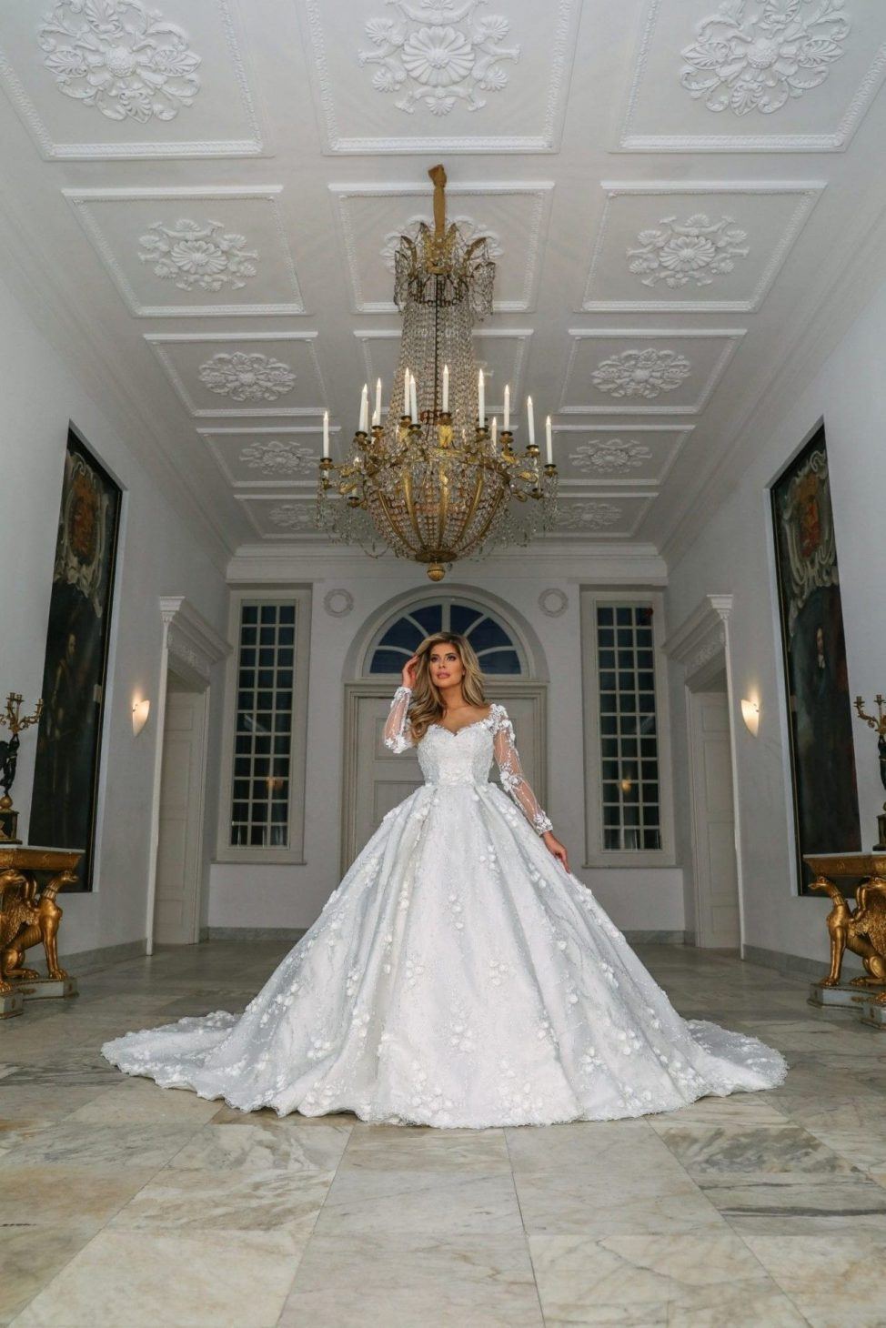 Alberto Axu trouwjurk prinses - Rihanna