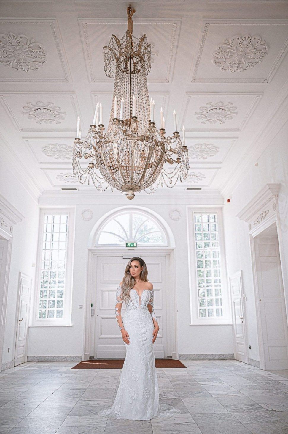 Alberto Axu trouwjurk Lona