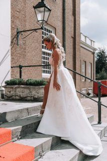 Alberto Axu trouwjurk Sharon