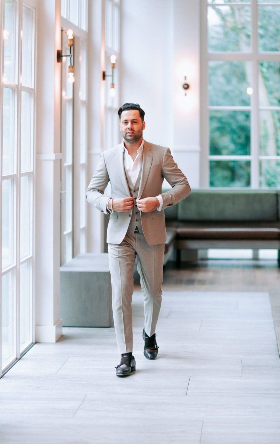 Alberto Axu beige grijs trouwpak