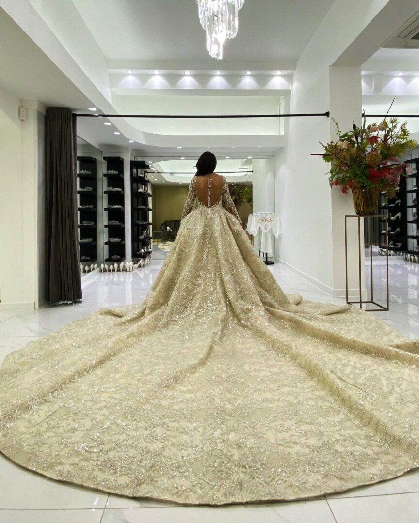 Alberto Axu Margaritha trouwjurk Prinses Goud