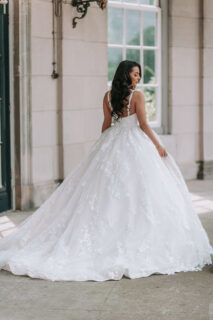 Nora trouwjurk prinses kant