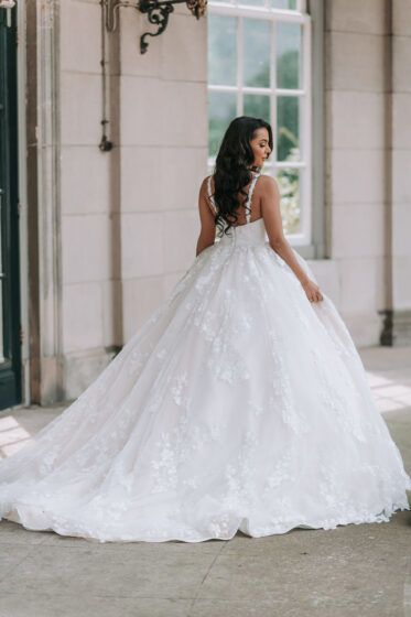 Nora trouwjurk prinses kant