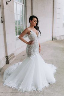 Michaela trouwjurk alberto axu zijkant