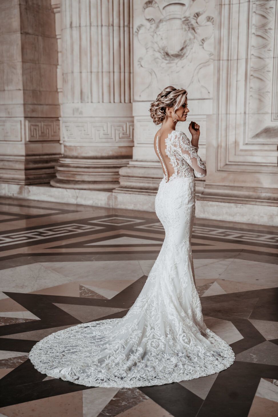 Lange sleep met een lage rug alberto axu