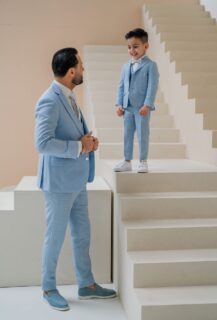vader en zoon trouwpakken licht blauw 2024 zomer baby blauw