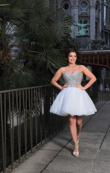 Korte Trouwjurken Collectie 2024 Alberto Axu steentjes silver