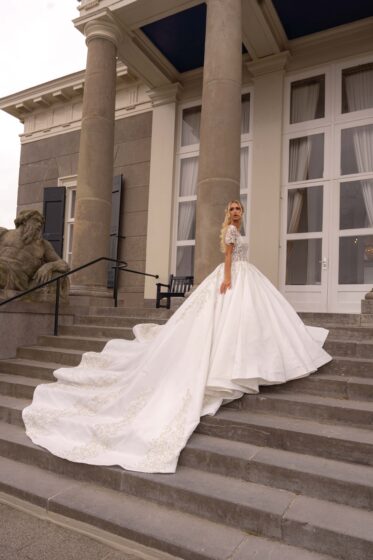 Prinses Trouwjurken Collectie 2024 2025 Alberto Axu 73