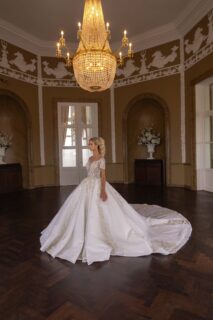 Trouwjurken Collectie 2024 2025 Alberto Axu 76