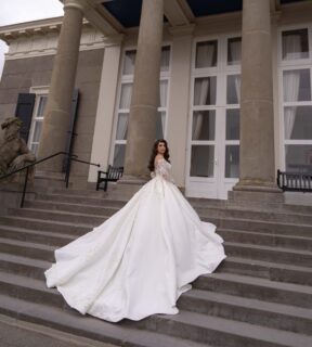 Prinses satijn Trouwjurken Collectie 2024 2025 Alberto Axu 85