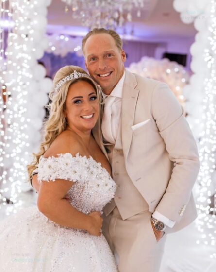 Valerie En Ed Trouwen 2025 Trouwjurk Trouwpak Alberto Axu